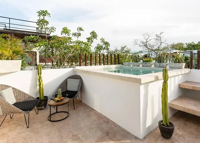 Chic Townhouse With Private Pool And Rooftop View Tulum